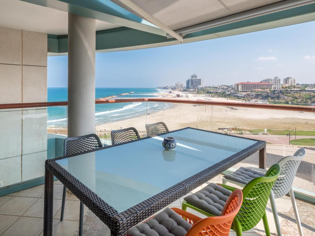 Front Of Beach Next Ritz Hotel - 3 Bedroom& 3 Bathroom Herzelia Extérieur photo